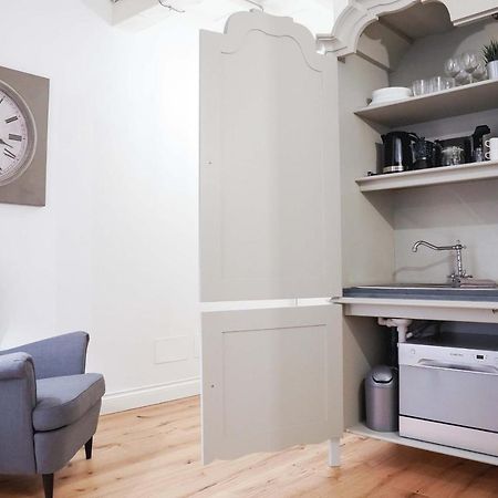Art Apartment Black & White Suite Φλωρεντία Εξωτερικό φωτογραφία
