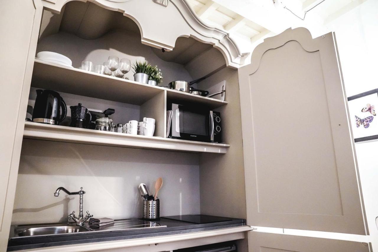 Art Apartment Black & White Suite Φλωρεντία Εξωτερικό φωτογραφία