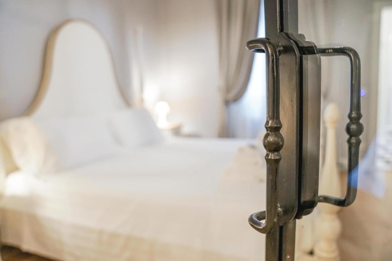 Art Apartment Black & White Suite Φλωρεντία Εξωτερικό φωτογραφία
