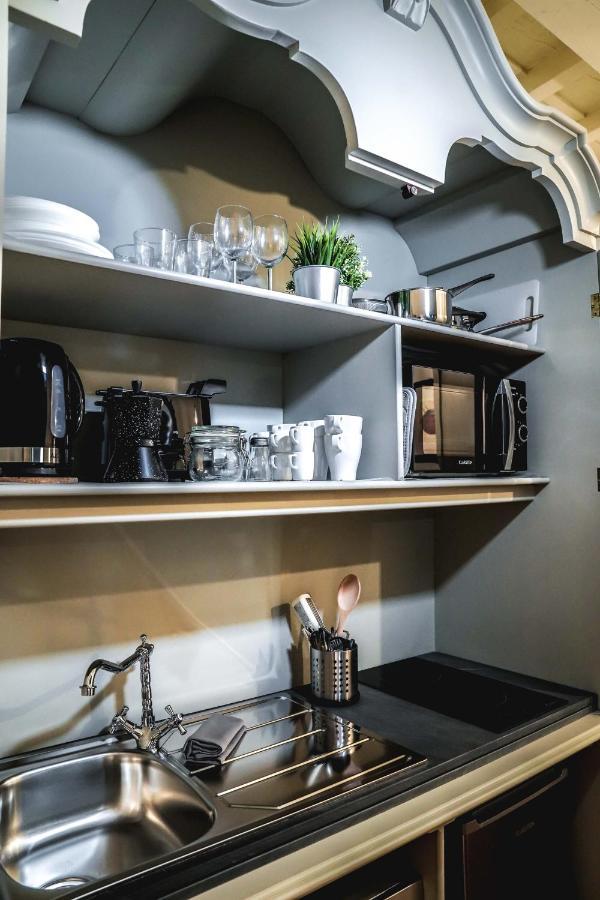 Art Apartment Black & White Suite Φλωρεντία Εξωτερικό φωτογραφία
