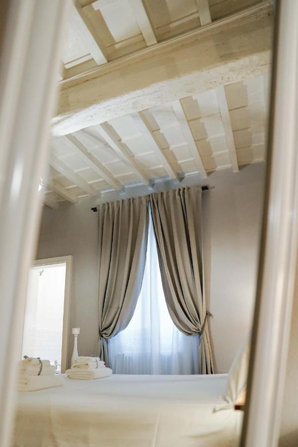 Art Apartment Black & White Suite Φλωρεντία Εξωτερικό φωτογραφία
