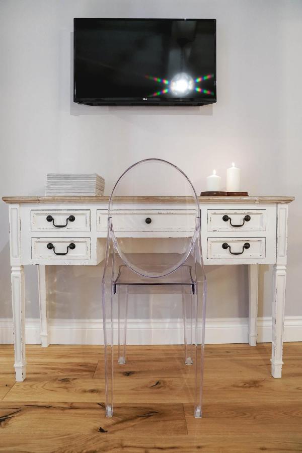 Art Apartment Black & White Suite Φλωρεντία Εξωτερικό φωτογραφία