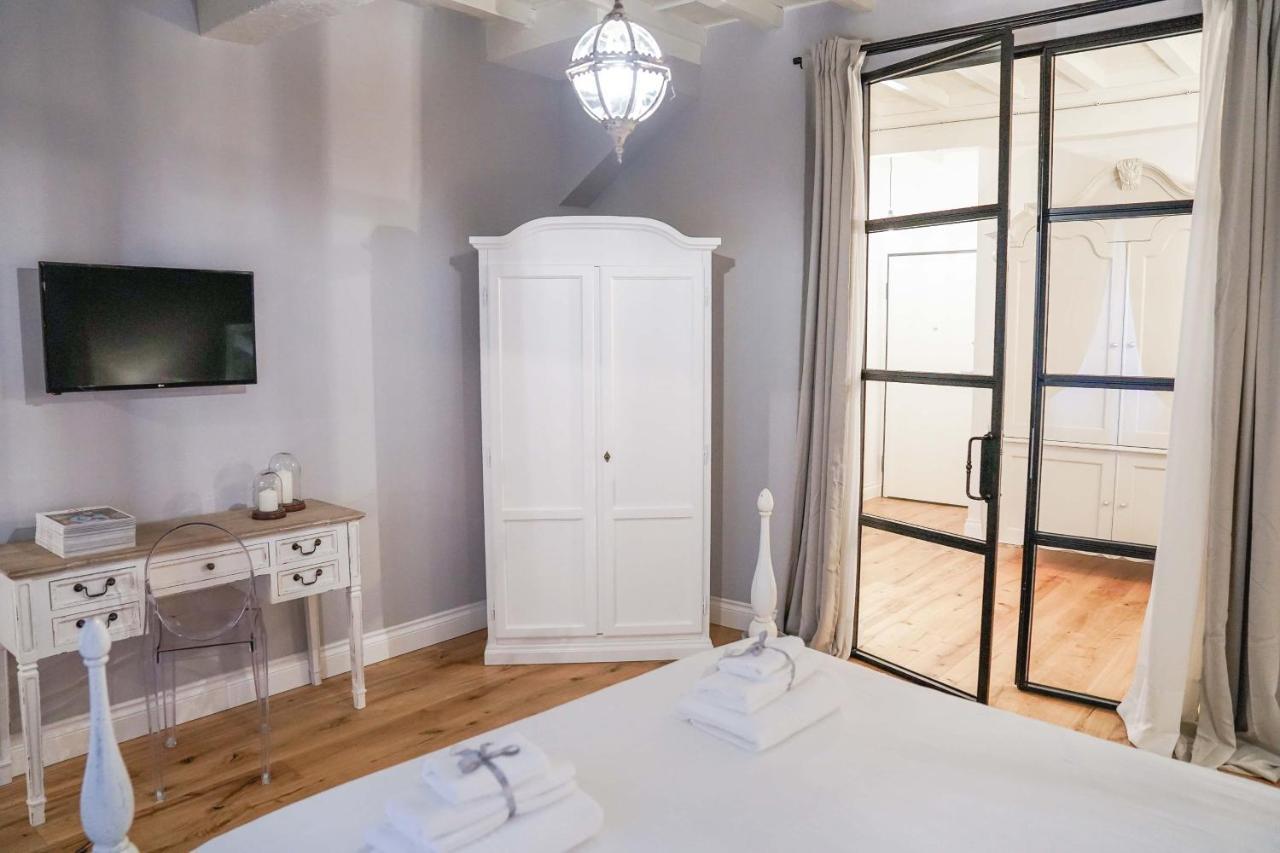 Art Apartment Black & White Suite Φλωρεντία Εξωτερικό φωτογραφία