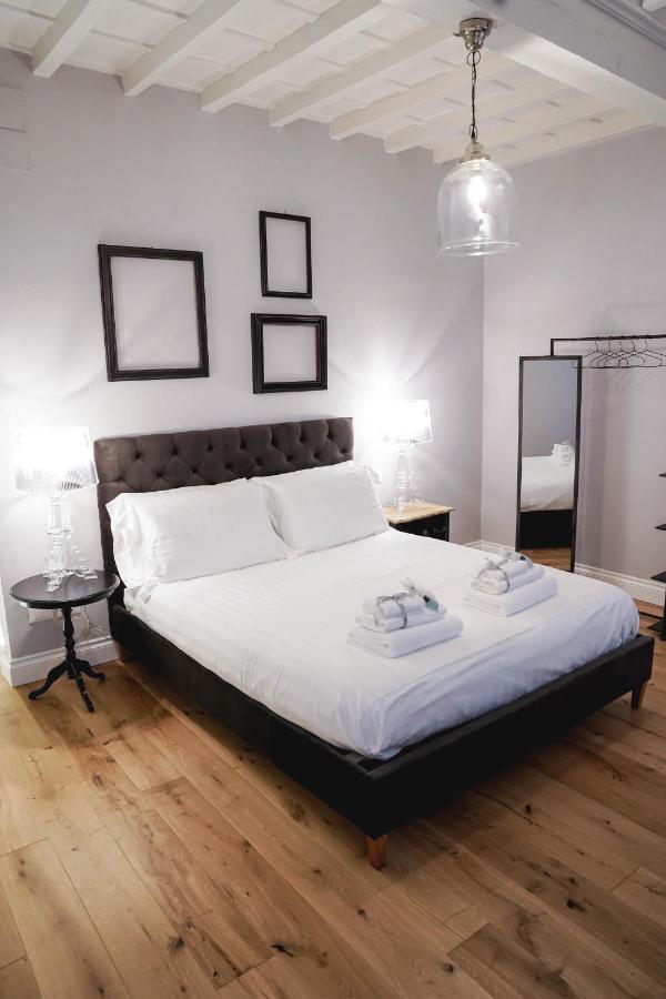 Art Apartment Black & White Suite Φλωρεντία Εξωτερικό φωτογραφία
